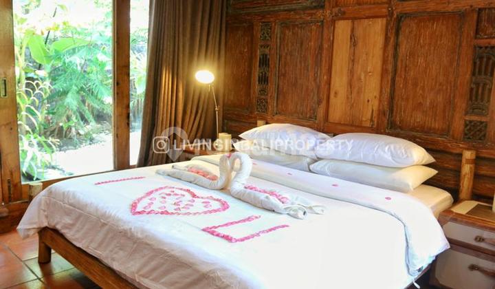 BALINESE STYLE VILLA AT GILI TRAWANGAN
 10