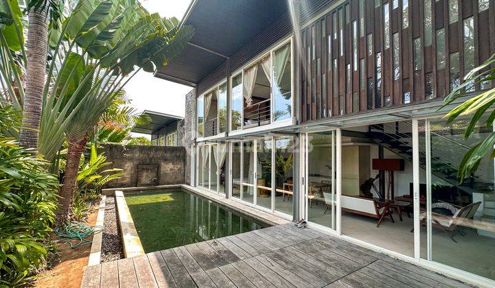 BEAUTIFUL 3 BEDROOMS VILLA FOR RENT YEARLY AT KEROBOKAN 1