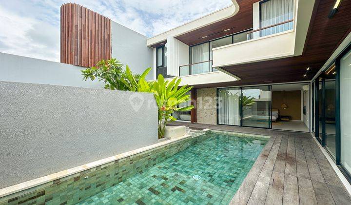 Brand New Modern 3 Bedrooms Villa Near Canggu 1