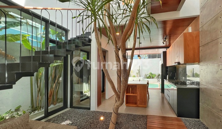 Modern Tropical 2 Bedroom Villa in Pecatu 2