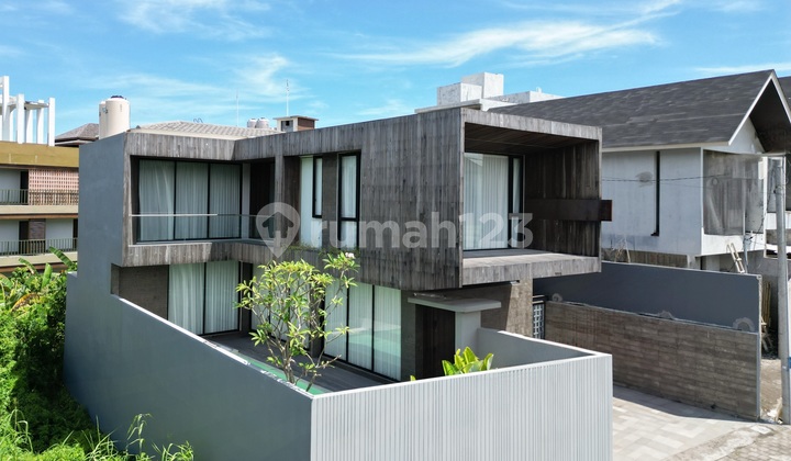 Luxury Modern 3 Bedrooms Villa Near Beach At Cemagi 2