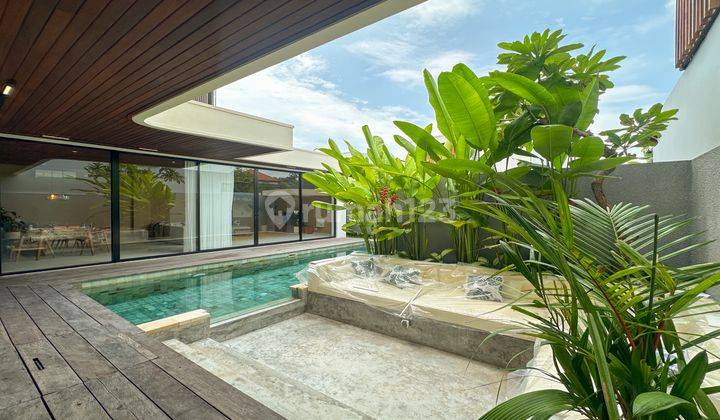 Brand New Modern 3 Bedrooms Villa Near Canggu 2