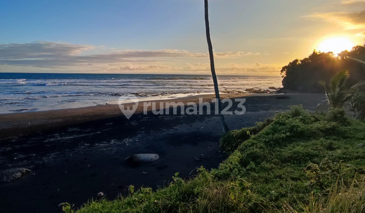 Beachfront Freehold Land At Bonian Beach Tabanan