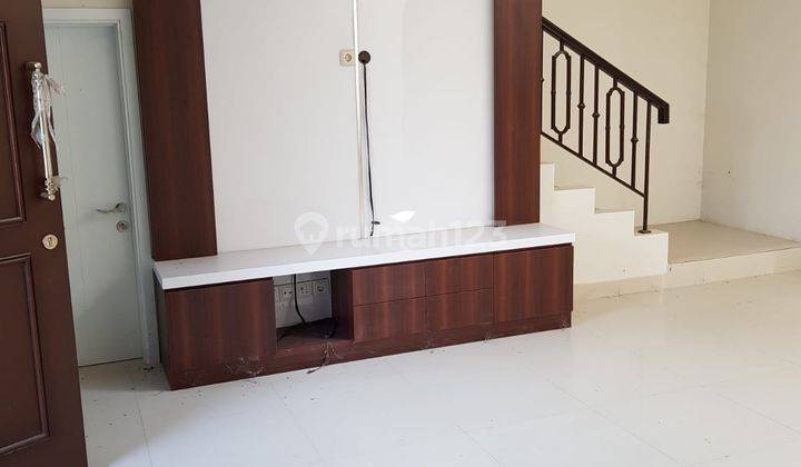 Dijual Rumah Cantik Siap Huni di Eminent Bsd City 2