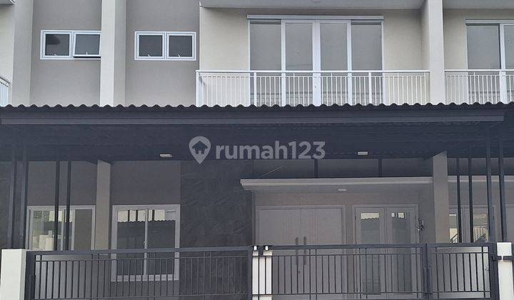 Dijual Rumah New Minimalis Modern di Kencana Loka Bsd Serpong 1