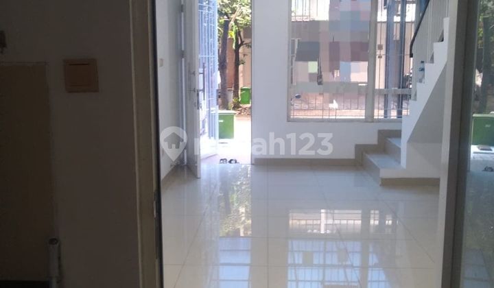For Sell House At Residence One BSD. Good Location Near Binus School BSD. 2