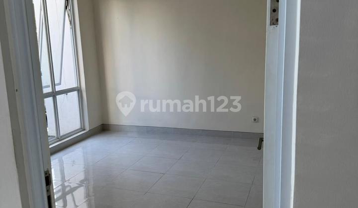 Dijual Cepat Rumah Baru di Paramount Petals 2