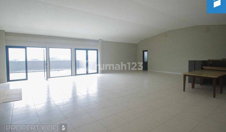 Ruang Usaha Baru Sayap Riau 234 Meter, Cocok Untuk Kantor Studio