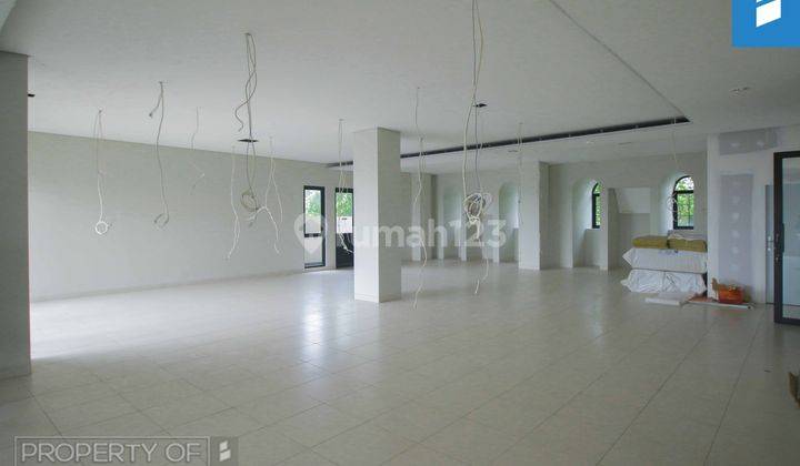 Ruang Usaha Baru Sayap Riau 234 Meter, Cocok Untuk Kantor Studio