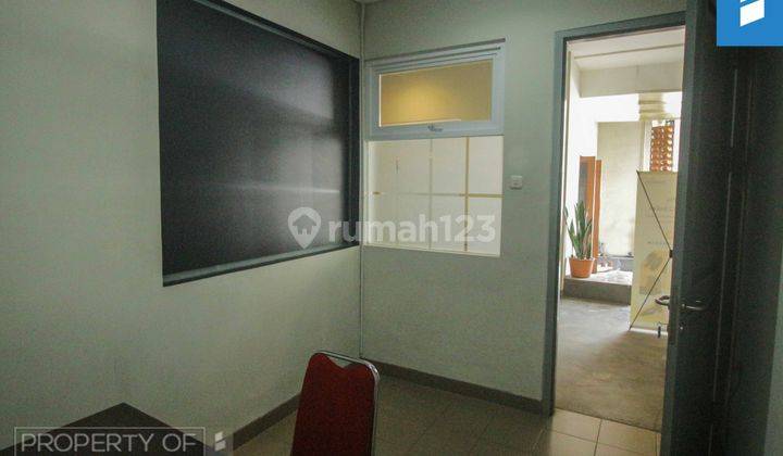 Ruang Usaha 96 M Bagus Sayap Riau Bandung