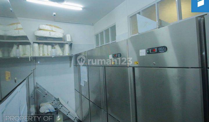 Ruang Usaha 96 M Bagus Sayap Riau Bandung