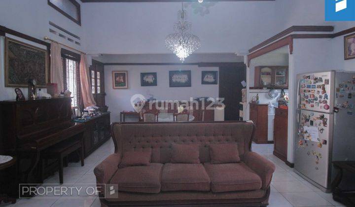 Rumah SHM di Sayap Dago, Bandung Cocok Usaha Strategis 1