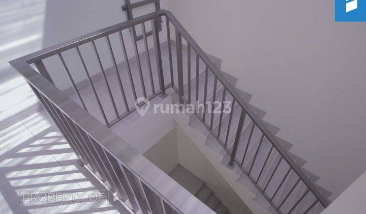 Ruko 3,25 Lantai Baru 130 M, SHM Pusat Kota Bandung 2