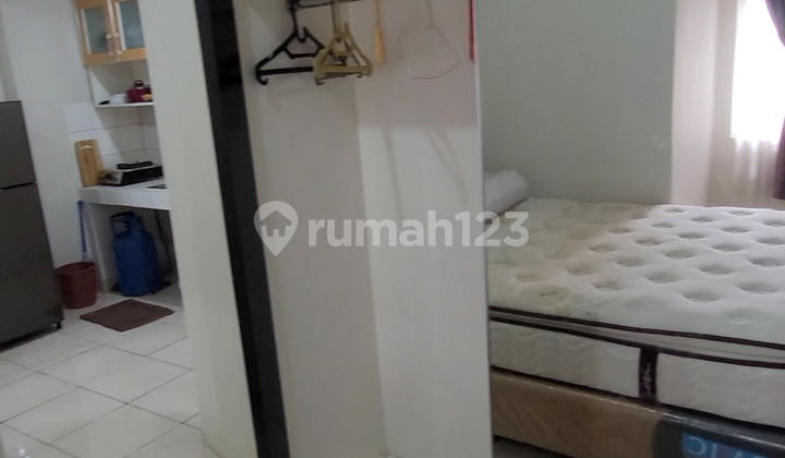 For rent cheap 2BR apartment Summarecon Bekasi Apartment The SpringLake Summarecon Bekasi 2 Bedrooms Furnished 2