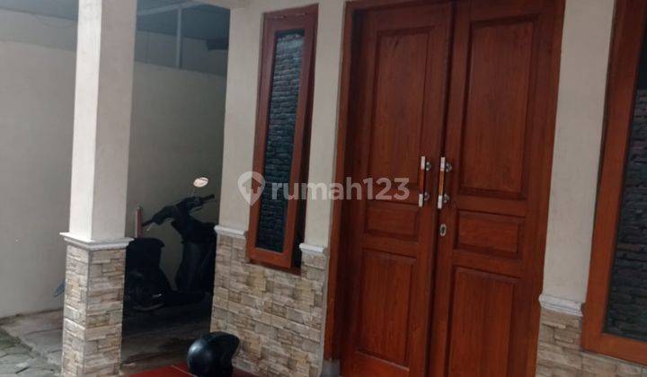 Disewakan Murah Rumah Gedong Kuning Selatan  1