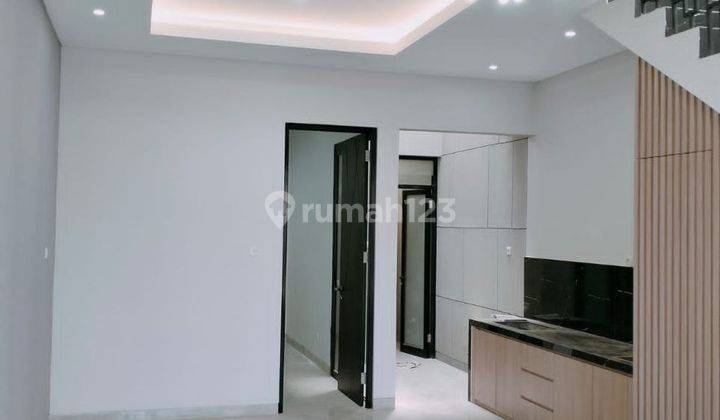 Rumah SHM Baru 2 Lantai Modern Minimalis Semi Furnish di Pondok Nirwana 2