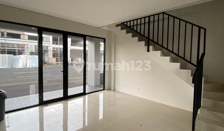 For Rent: Shop House in Driyorejo CBD Area, Gresik 2