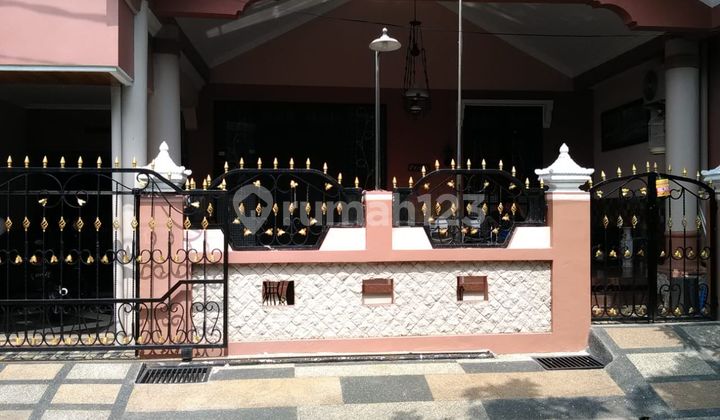 Rumah di Perumahan Rungkut Harapan