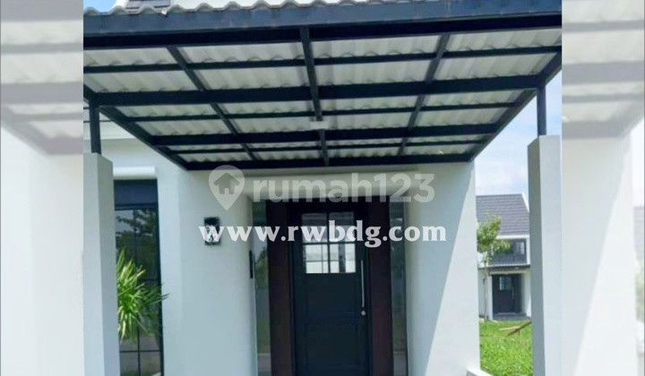 Ready-to-Live Citraland Driyorejo CBD House, Well-Maintained