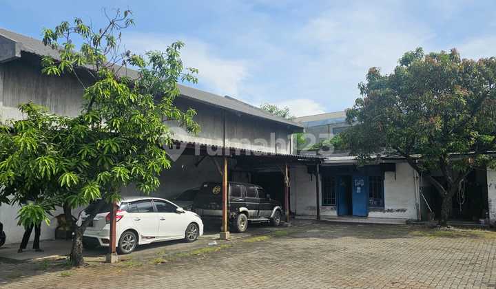 For Sale Ex Workshop + Shop House in Strategic Location Taman Sidoarjo For Sale Ex Workshop + Shop House in Strategic Location Taman Sidoarjo