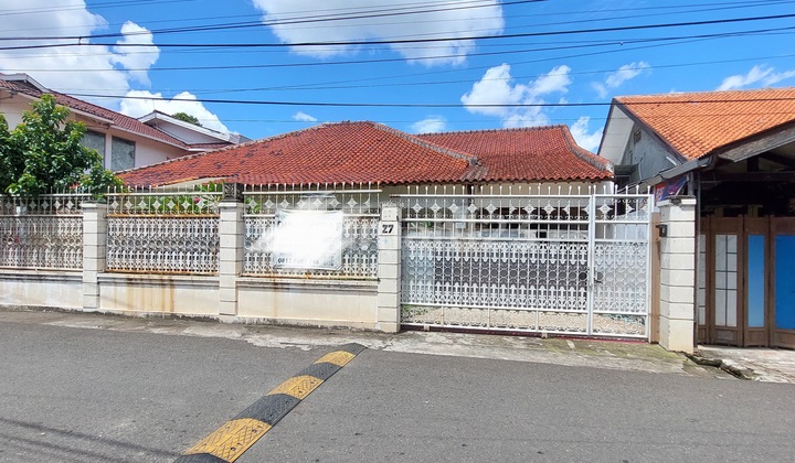 CHEAP HOUSE FOR SALE BELOW MARKET PRICE IN CILANDAK SOUTH JAKARTA 2