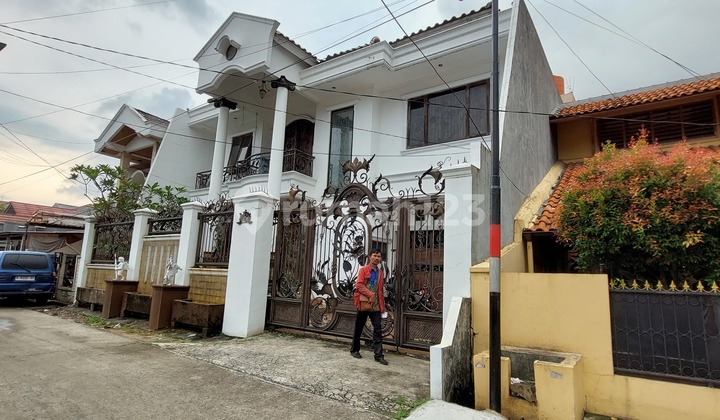 FOR SALE FAST NICE HOUSE IN IKIP COMPLEX DUREN SAWIT EAST JAKARTA