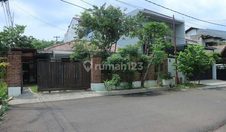 DIJUAL CEPAT RUMAH KAYU PUTIH TENGAH JAKARTA TIMUR 1