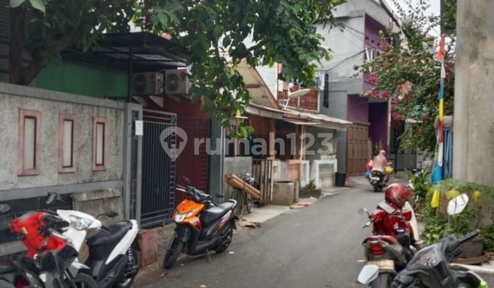 Dijual.cepat Rumah Jl.swadaya Cililitan Jakarta Timur 2