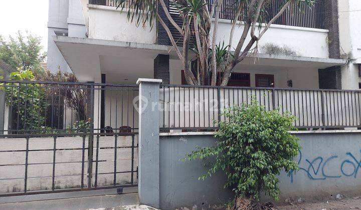 DIJUAL CEPAT RUMAH BATU AMPAR KRAMAT JATI JAKARTA TIMUR 2