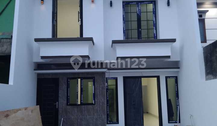 Dijual Rumah Siap Huni Mewah Duren Sawit Komplek Dologjakarta Timur