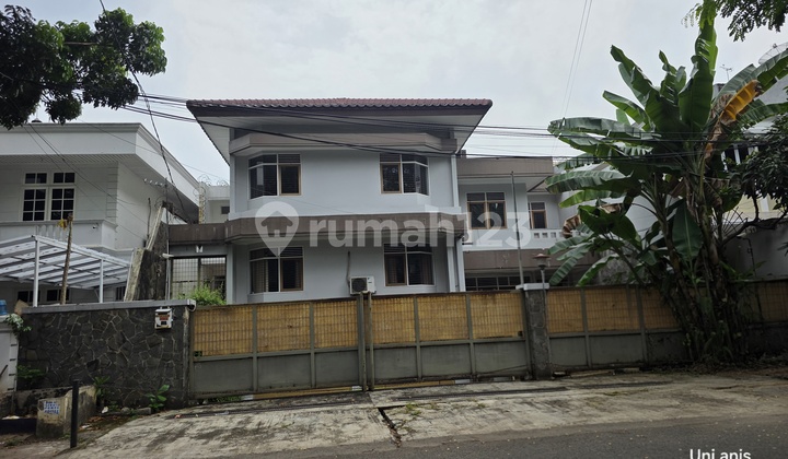 Dijual Rumah Panglima Polim Jakarta Selatan