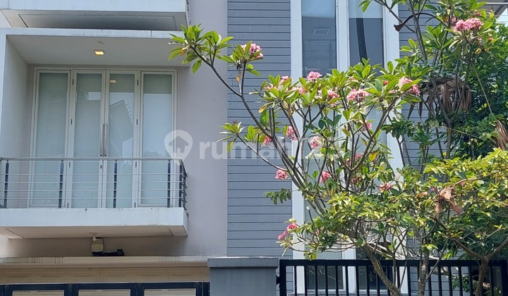 Dijual Cepat Rumah Perum Sentul City Imperial Golf Bogor 2