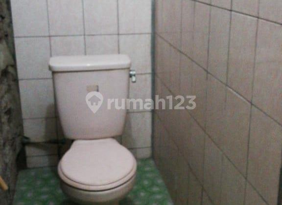 Rumah Di Komplek Ramai Penduduk Suasana Tenang Dan Nyaman SHM di Komplek Taman Kopo Indah I, Jl. Desa Mekarrahayu #1, Margahayu Selatan, Margahayu, Bandung, Jawa Barat, Indonesia, 40226, Kopo Butuh Minim Renovasi Rumah 2