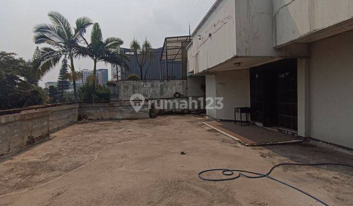 Jual Cepat Rumah luasan besar bisa dijadikan Ruang Usaha atau Kantor merangkap Gudang di Mainroad jalan Peta 2