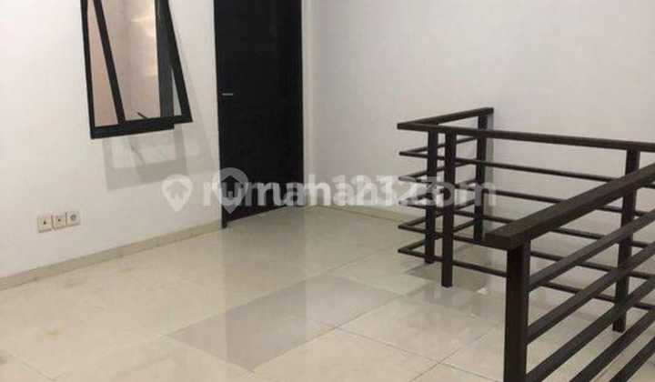 Dijual ruko siap pakai di daerah cipedes dekat PVJ 5
