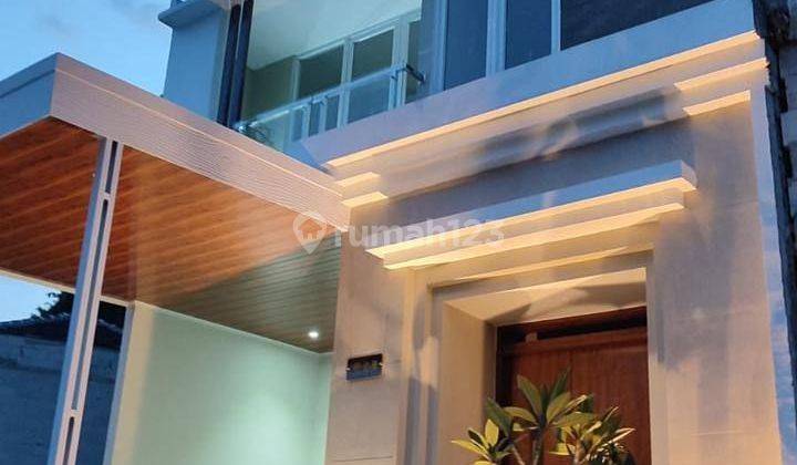 Dijual Rumah Bangunan  Baru Cinunuk Full Furnish 1