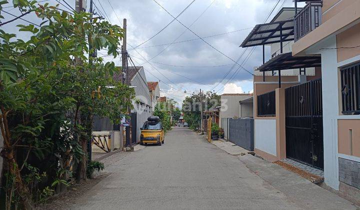 Langka! Rumah Minimalis 100%  Baru di Taman Kopo Indah 1 - dekat ke Mainroad 2