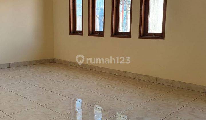 Disewakan
Rumah Premium di sewakan di sekitar jln Riau pusat kota bandung 2