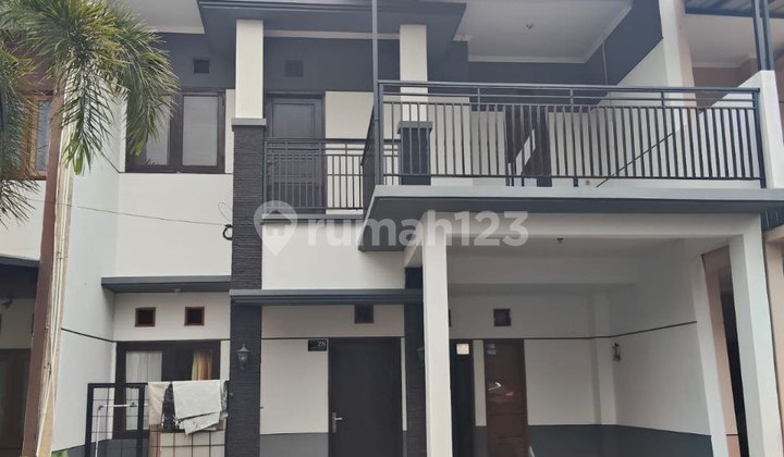 Sell Ready-to-Occupy Minimalist House in Sayap Soekarno Hatta Near Bali World Hotel Bandung