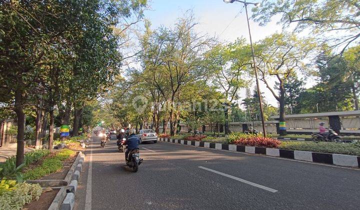 Jarang Ada! Rumah 3 Lantai Cocok Untuk Kantor Di Mainroad Supratman Hanya 10 Menit Ke Gedung Sate 2