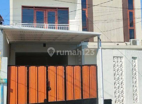 Harga Di Bawah Pasaran! Rumah Di Jalan Gumuruh - Sayap Gatot Subroto 1