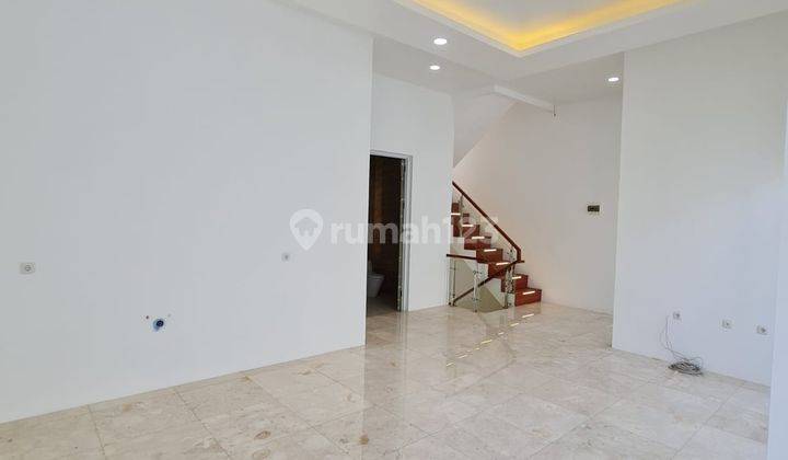 Dijual Rumah Kamojang Residence Jakarta Timur 3 Lantai Furnish 2