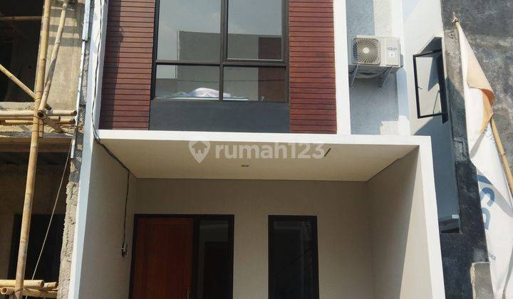 hunian 2 lantai terdekat ke Jakarta di cimanggis depok 2