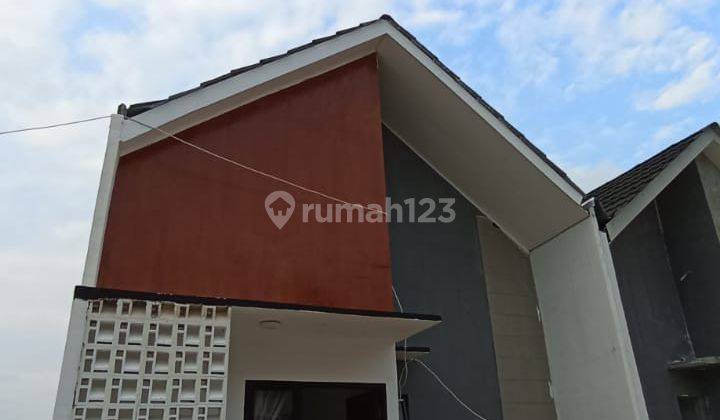 Cluster Scandinavia pinggir jalan dekat pintu toll di taruma jaya bekasi  1