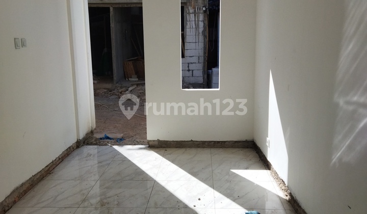 Rumah siap huni murah di condet jakarta timur  6