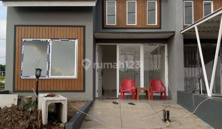 Rumah strategis nempel sumarecon bekasi di harapan jaya kota bekasi  1