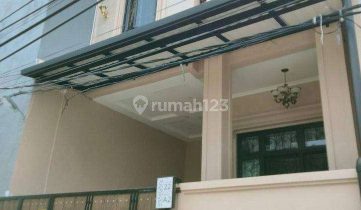 Rumah 2 lantai murah dekat toll brigif di jagakarsa jakarta selatan  1