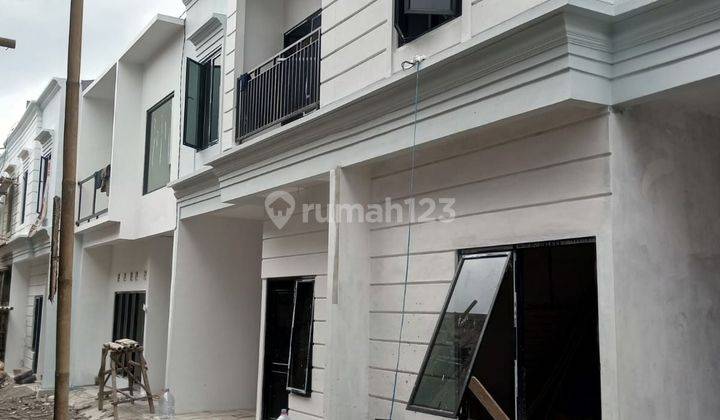 Rumah 2 lantai murah di jagakarsa jakarta selatan  2