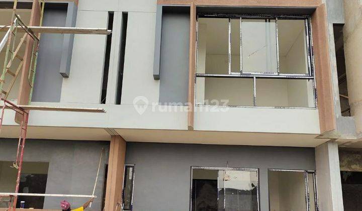 Rumah 2 Lantai SHM dekat ke stasiun citayam di tajur halang bogor  1