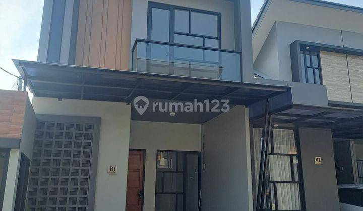 Rumah 2 Lantai dekat pintu toll di pamulang tangerang selatan  2